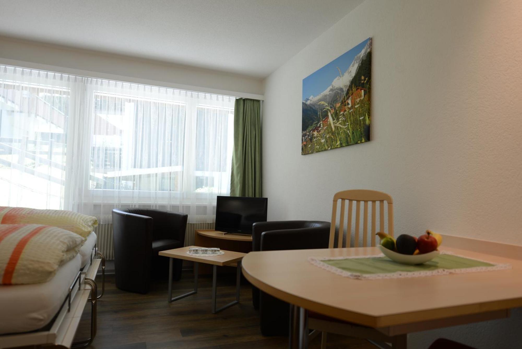 Haus Kandahar Saas-Fee Phòng bức ảnh